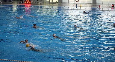 U-19 Kadınlar Sutopu Türkiye Şampiyonası, Niğde'de başladı