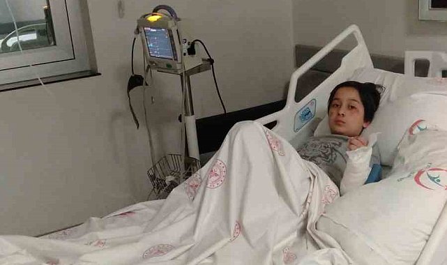 Ümraniye'de otomobilin altında kalan çocuk kazanın şokuyla kalkıp böyle yürüdü