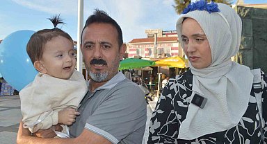Umut bebek için balonlar gökyüzüne bırakıldı