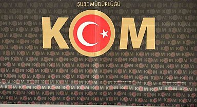 Üzerinde 2 tabancayla gezerken yakalandı