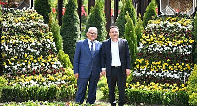 Vali Çiçek'ten Başkan Büyükkılıç'a 'hayırlı olsun' ziyareti
