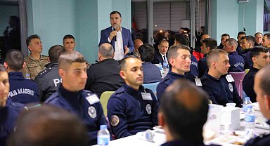 Vali Eldivan, Bayburt POMEM eğitmen ve öğrencilerin iftar sofrasına konuk oldu