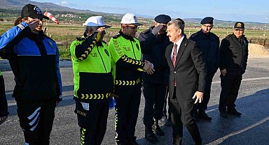 Vali Ergün, bayram arifesinde trafik denetimine katıldı