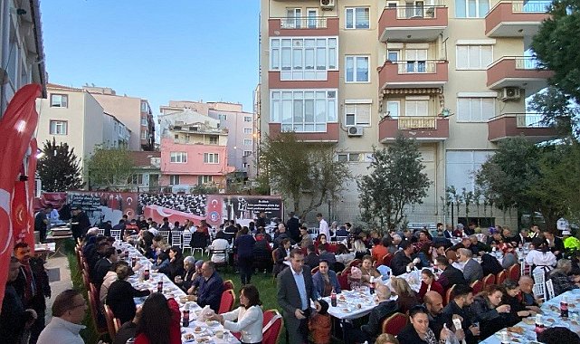 Vali İlhami Aktaş, Şehit aileleri ve Gaziler için verilen iftar programına katıldı