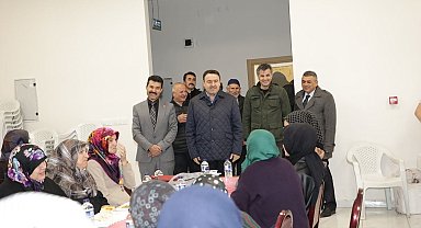 Vali Işın iftarını vatandaşlarla yaptı