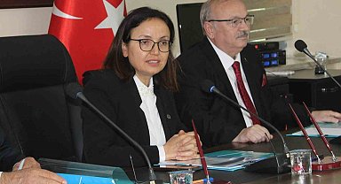Vali Kaya, "Hastane yolu yaz ayları başlamadan bitirilsin istiyoruz"
