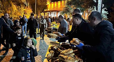 Vatandaşlara ramazan pidesi dağıtıldı