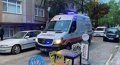 Vatandaşların, 'Yerde hareketsiz yatıyor' diye ihbar ettiği kişi ölü çıktı