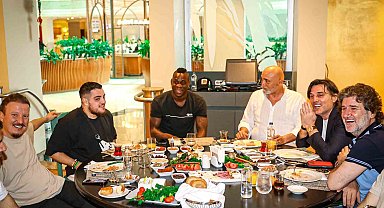 Vincenzo Montella, Adana Demirspor yöneticileriyle kahvaltıda bir araya geldi
