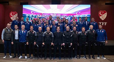Vincenzo Montella, UEFA Pro Lisans Programı'na konuk oldu
