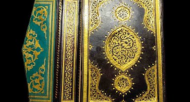 Yasa dışı yollarla ülkeden çıkarılan 5 asırlık Kur'an-ı Kerim Türkiye'ye geri getirildi