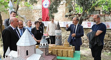 Yeşilçam filmlerinden esinlenen eserler görücüye çıktı