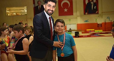 Yıldırım'da 23 Nisan'a özel jimnastik müsabakası