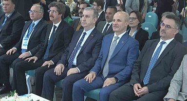 YÖK Başkanı Erol Özvar: "Türkiye'deki üniversitelerin yüzde 99.8'i dolu"