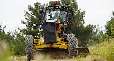 Yunusemre'den Yağcılar'da ova yolu çalışması