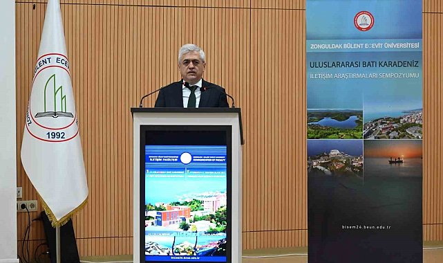 ZBEÜ'de 1. Uluslararası Batı Karadeniz İletişim Araştırmaları Sempozyumu başladı
