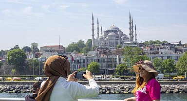 Zeytinburnu Belediyesi'nin düzenlediği simit ve çay eşliğinde ücretsiz 'Boğaz Gezileri' başlıyor