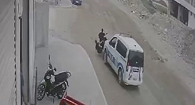 'Dur' ihtarına uymadı, polis çarparak durdurdu
