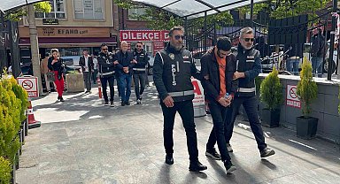 'Mahzen-40' operasyonunda tefecilik iddiası ile yakalanan baba ve oğlu adliyeye sevk edildi