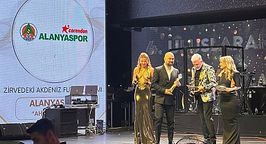 'Zirvedeki Akdeniz Futbol Takımı' Alanyaspor seçildi