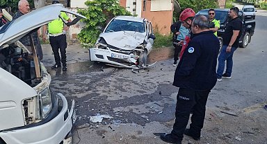 4 kişinin yaralandığı kazadan acı haber geldi: 1 kişi hastanede hayatını kaybetti