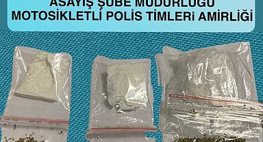4 şüphelinin üzerinde 1 ruhsatsız tabanca ve uyuşturucu maddeler ele geçirildi