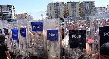 6-8 Ekim olayları davasında ceza alan Ahmet Türk ve tahliye olan Gültan Kışanak Diyarbakır'da konuştu