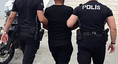 8 yıl 9 ay hapis cezası ile aranıyordu