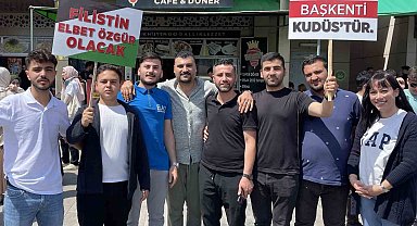 Adana'da üniversite öğrencileri Filistin için yürüdü