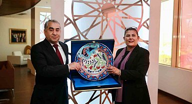 ADÜ Rektörü Kent, 440 gün sonra Aydın Büyükşehir Belediyesi'ni ziyaret etti
