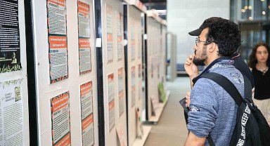 AGÜ'den Filistin'e destek sergisi