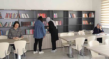 Aile Yaşam Merkezi Kütüphanesi öğrencilerin hizmetinde