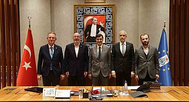 AK Parti İl Başkanı Önsay ve milletvekillerinden Başkan Kahveci'ye tebrik ziyareti