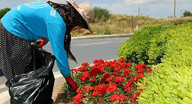 Alanya'da 571 bin 250 adet mevsimlik çiçek toprakla buluştu