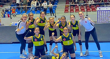Aliağa'nın minikleri gözünü İzmir kupasına dikti