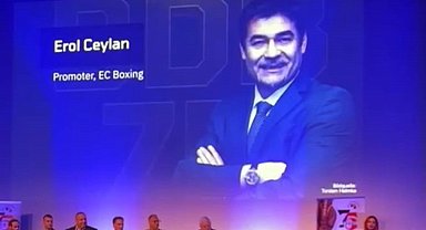 Alman boksuna damga vuran iki Türk'e anlamlı ödül