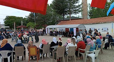 Altay Köyü'nde Orta Oyunu Gösterisi ve Atölyesi gerçekleştirildi