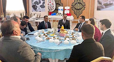 Altıntaş Kaymakamı Bozoğlan'a veda yemeği