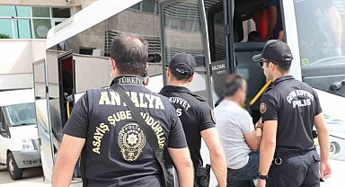 Antalya'da aranan 153 kişi yakalandı