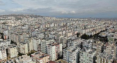 Antalya'ya yerleşen Rusya ve Ukraynalılar memleketlerine dönüş yapıyor