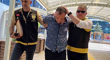 Aracı polislerin üzerine sürüp hızla ters yoldan kaçan o sürücü yakalandı