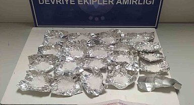 Aracında ve üzerinde uyuşturucu ele geçirilen şüpheli tutuklandı