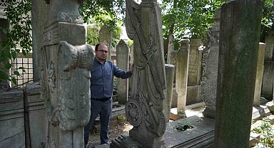 Araştırmacı - Yazar Osmanlı mezar taşlarındaki sırları anlattı