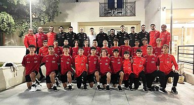 Arda Güler, U14 Milli Takımı kampını ziyaret etti