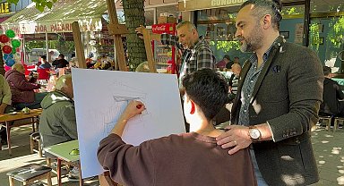 Artvin'de üniversite öğrencileri sanatı halkla buluşturuyor