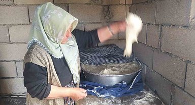 Asırlık tandır kültürüyle ekmek zamlarını yendiler
