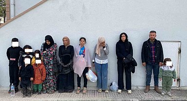 Avrupa'ya kaçmaya çalışırken yakalandılar
