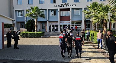 Aydın merkezli 17 ilde dolandırıcılık yapan 38 kişiden 18'i tutuklandı