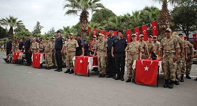 Aydın'da 30 engelli birey bir günlüğüne asker olmanın mutluluğunu yaşadı