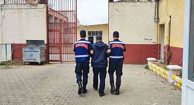 Aydın'da 40 aranan şahıs jandarmadan kaçamadı